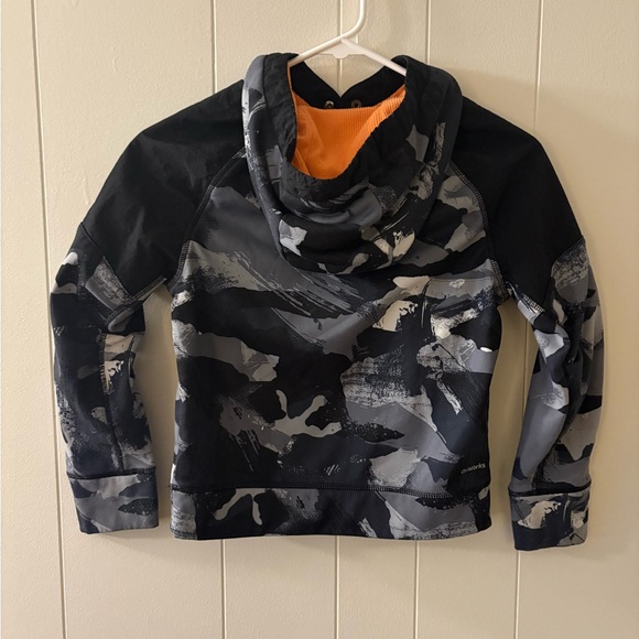 Athletic Works Boys Small 6-7 Grey Black Hooded Sweatshirt Pullover sporty camo - Picture 3 of 7